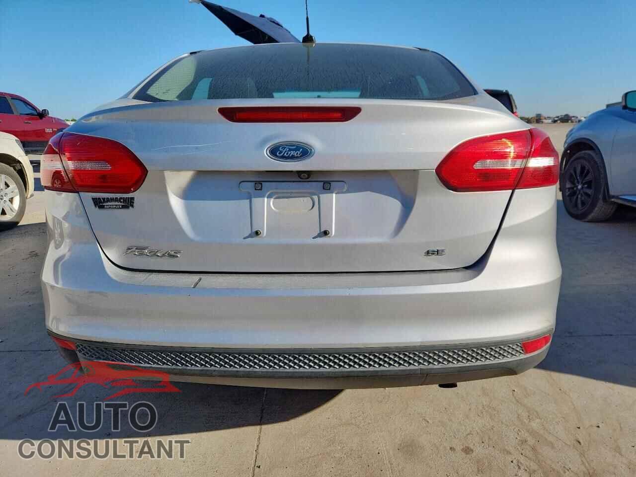 FORD FOCUS 2017 - 1FADP3F27HL304305