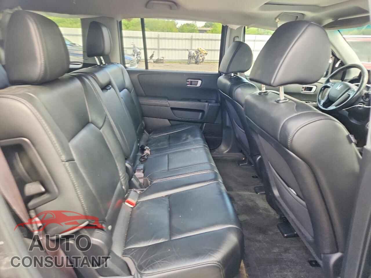 HONDA PILOT 2019 - 5FNYF4H5XDB073473