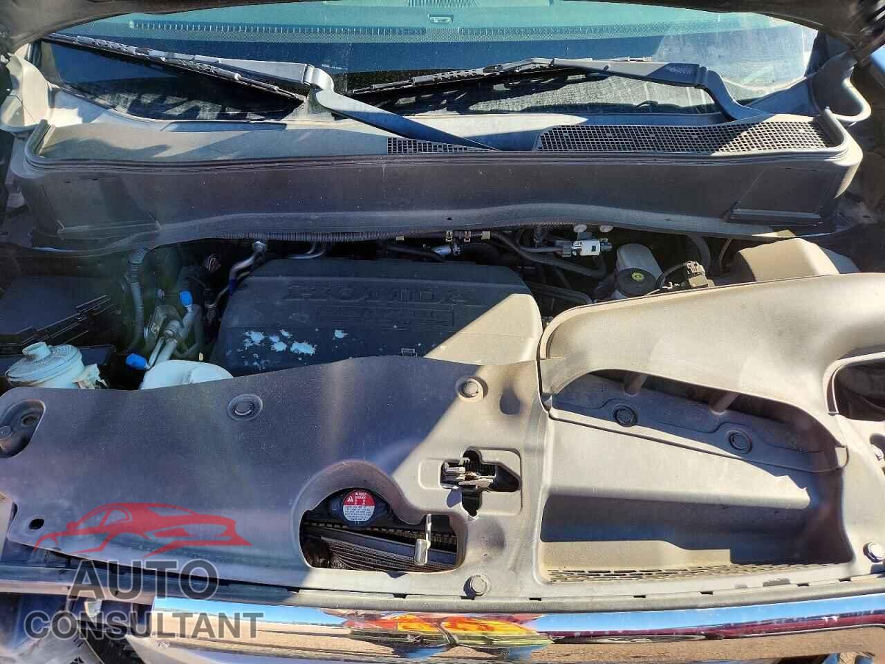 HONDA PILOT 2011 - 5FNYF4H95BB080962