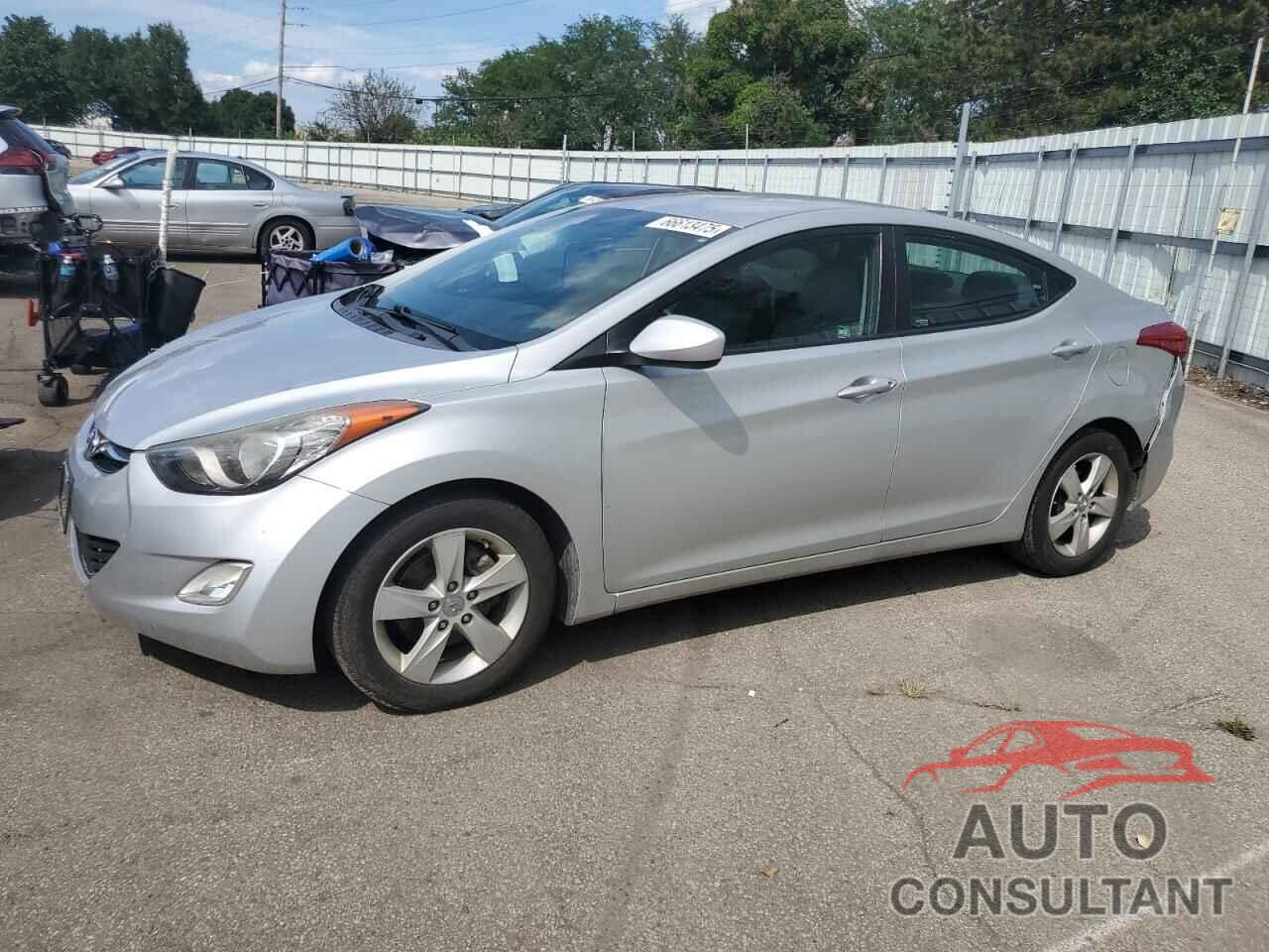 HYUNDAI ELANTRA 2012 - KMHDH4AE9CU207877