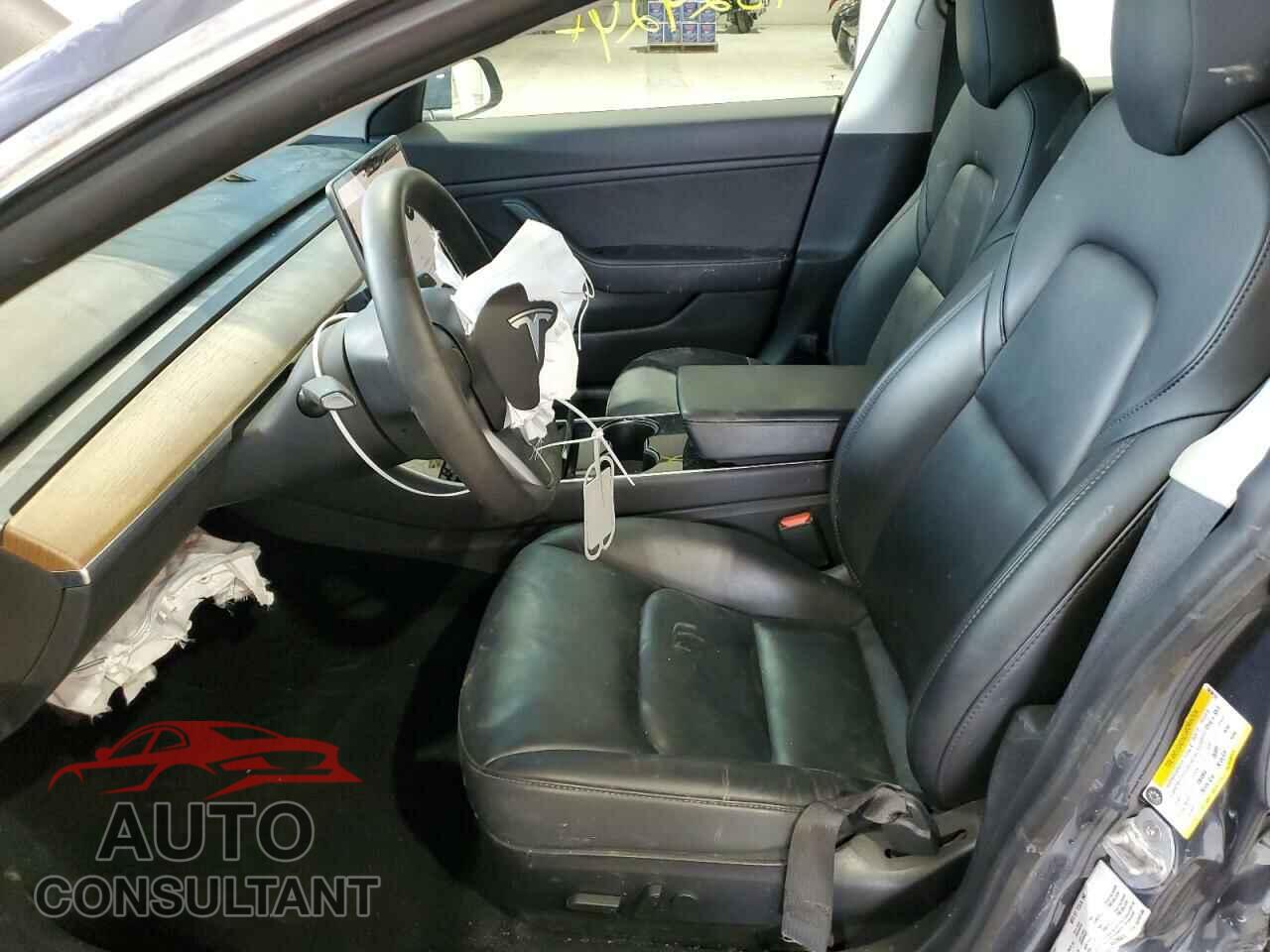 TESLA MODEL 3 2020 - 5YJ3E1EBXLF663614