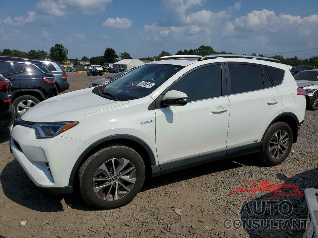 TOYOTA RAV4 2017 - JTMRJREV1HD093497