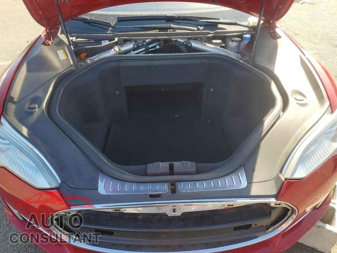 TESLA MODEL S 2013 - 5YJSA1CN5DFP08366