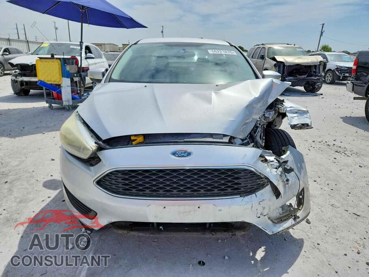 FORD FOCUS 2015 - 1FADP3F2XFL257199