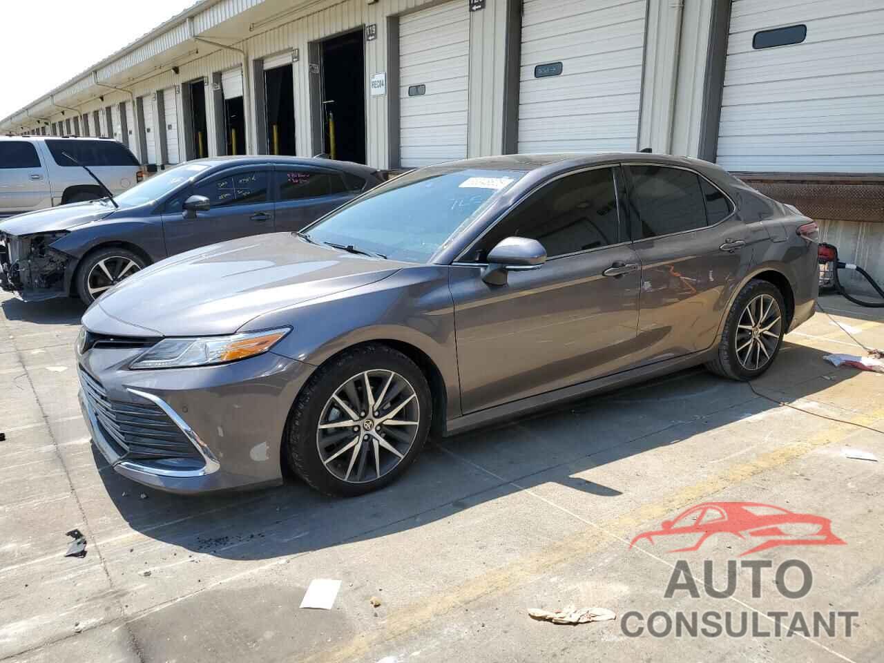 TOYOTA CAMRY 2021 - 4T1F11BK7MU039688