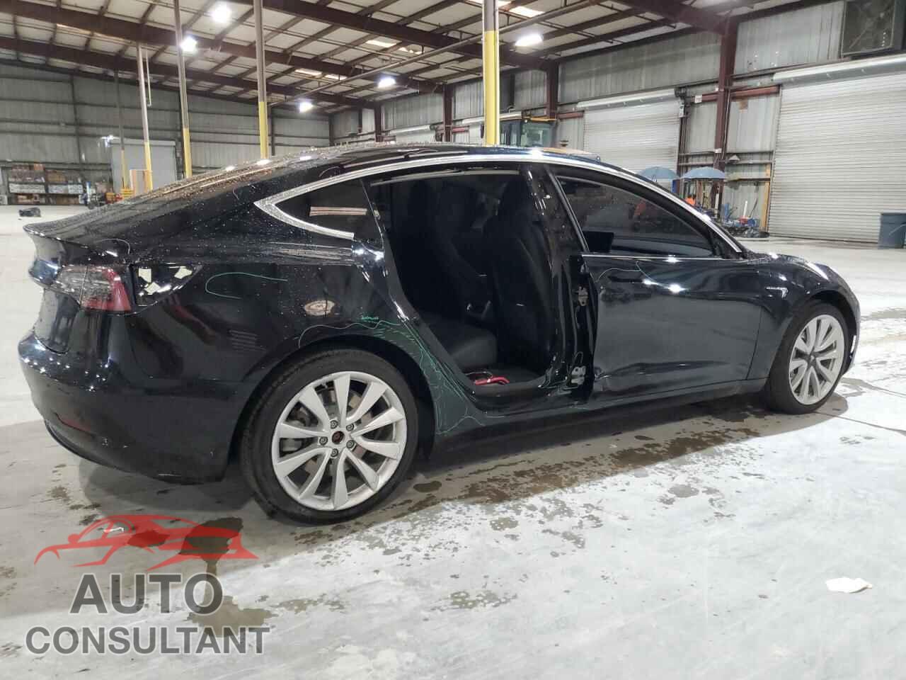 TESLA MODEL 3 2018 - 5YJ3E1EA3JF176095