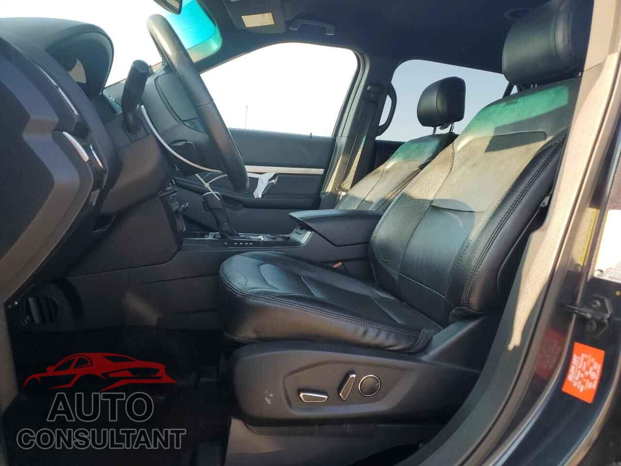 FORD EXPLORER 2017 - 1FM5K7D84HGA14815