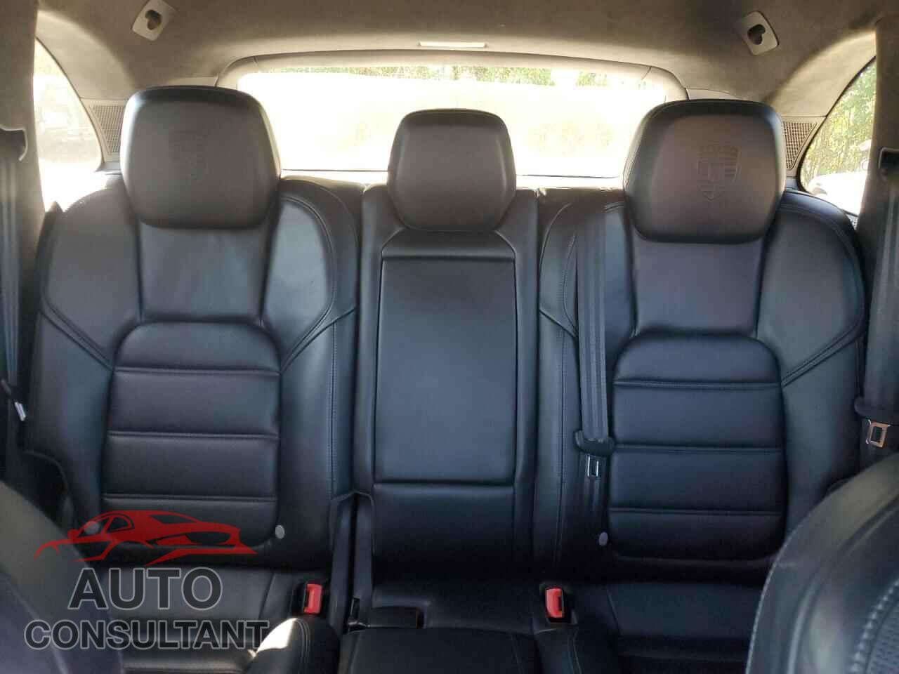 PORSCHE CAYENNE 2011 - WP1AC2A2XBLA88191