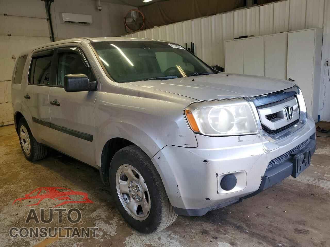 HONDA PILOT 2011 - 5FNYF4H25BB068930