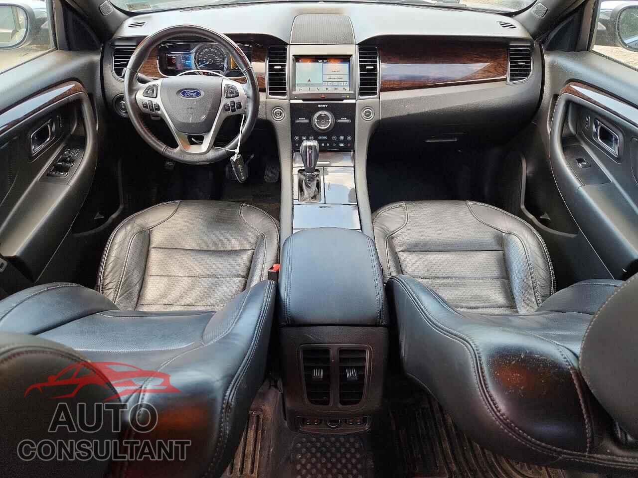 FORD TAURUS 2017 - 1FAHP2J89HG127482