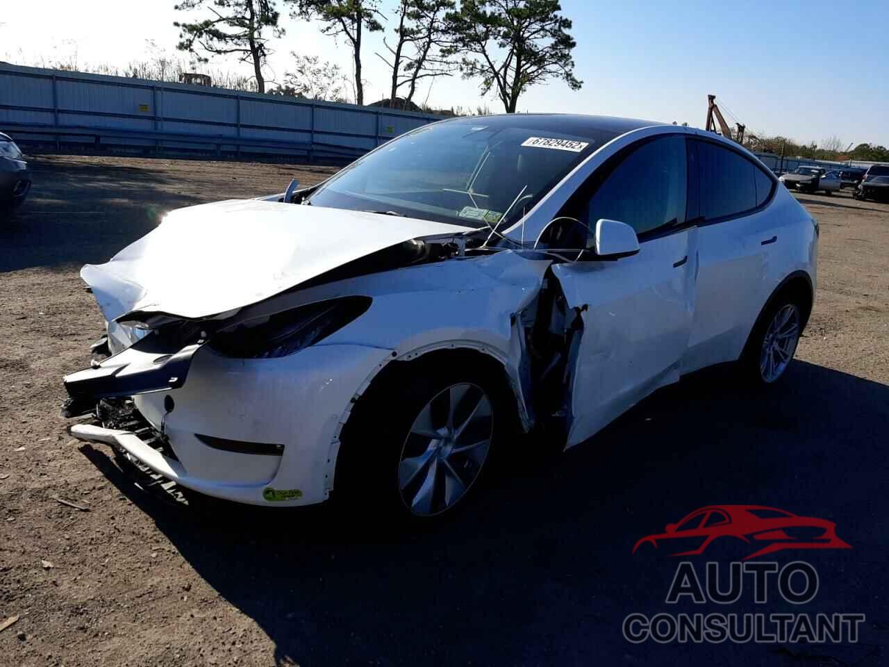 TESLA MODEL Y 2022 - 7SAYGDEEXNF400752