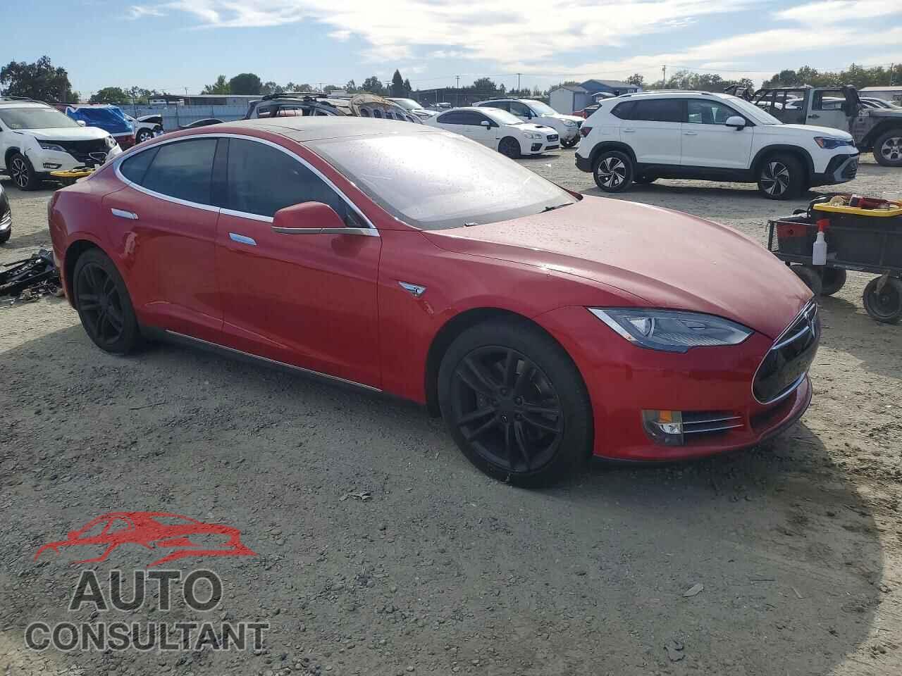 TESLA MODEL S 2013 - 5YJSA1CP8DFP22618