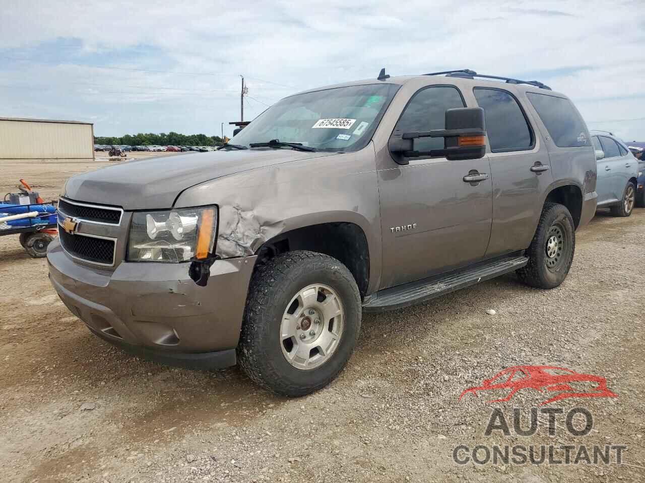 CHEVROLET TAHOE 2011 - 1GNSKBE09BR329843