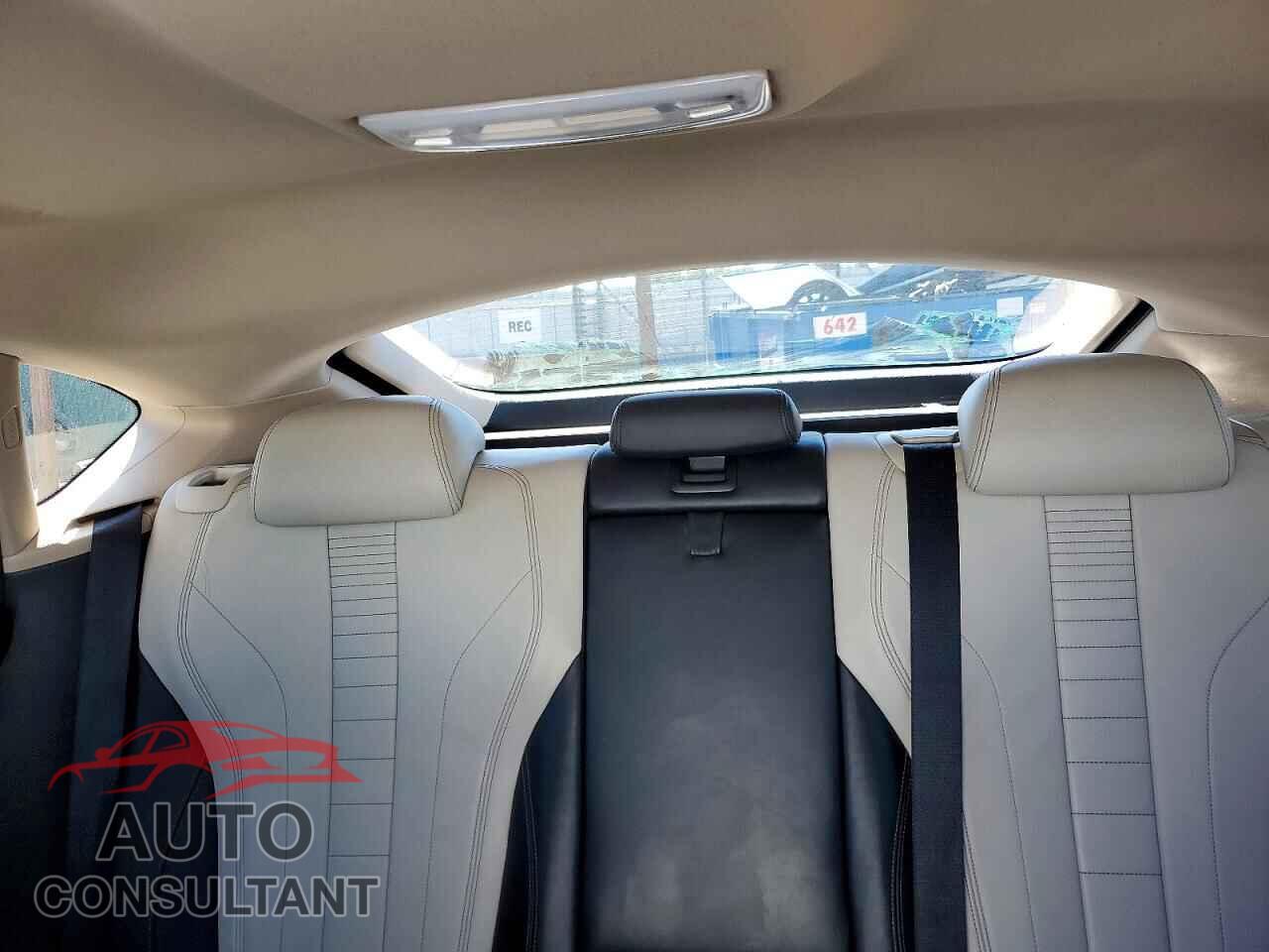 BMW X6 2015 - 5UXKU6C57F0F94426