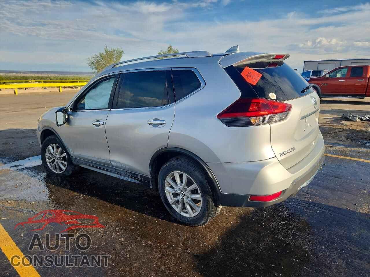 NISSAN ROGUE 2018 - KNMAT2MT3JP584530