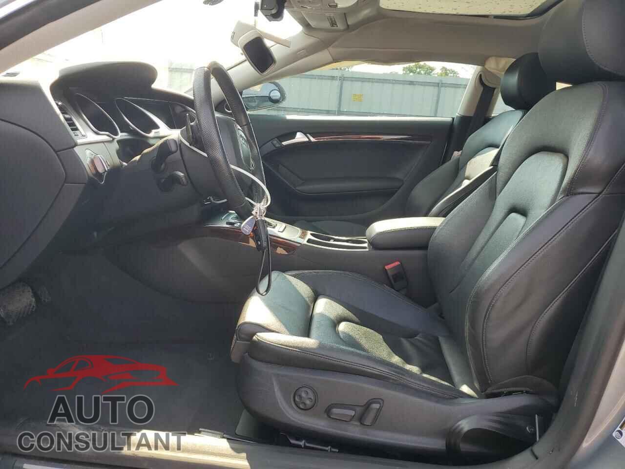 AUDI A5 2010 - WAULFAFRXAA049335