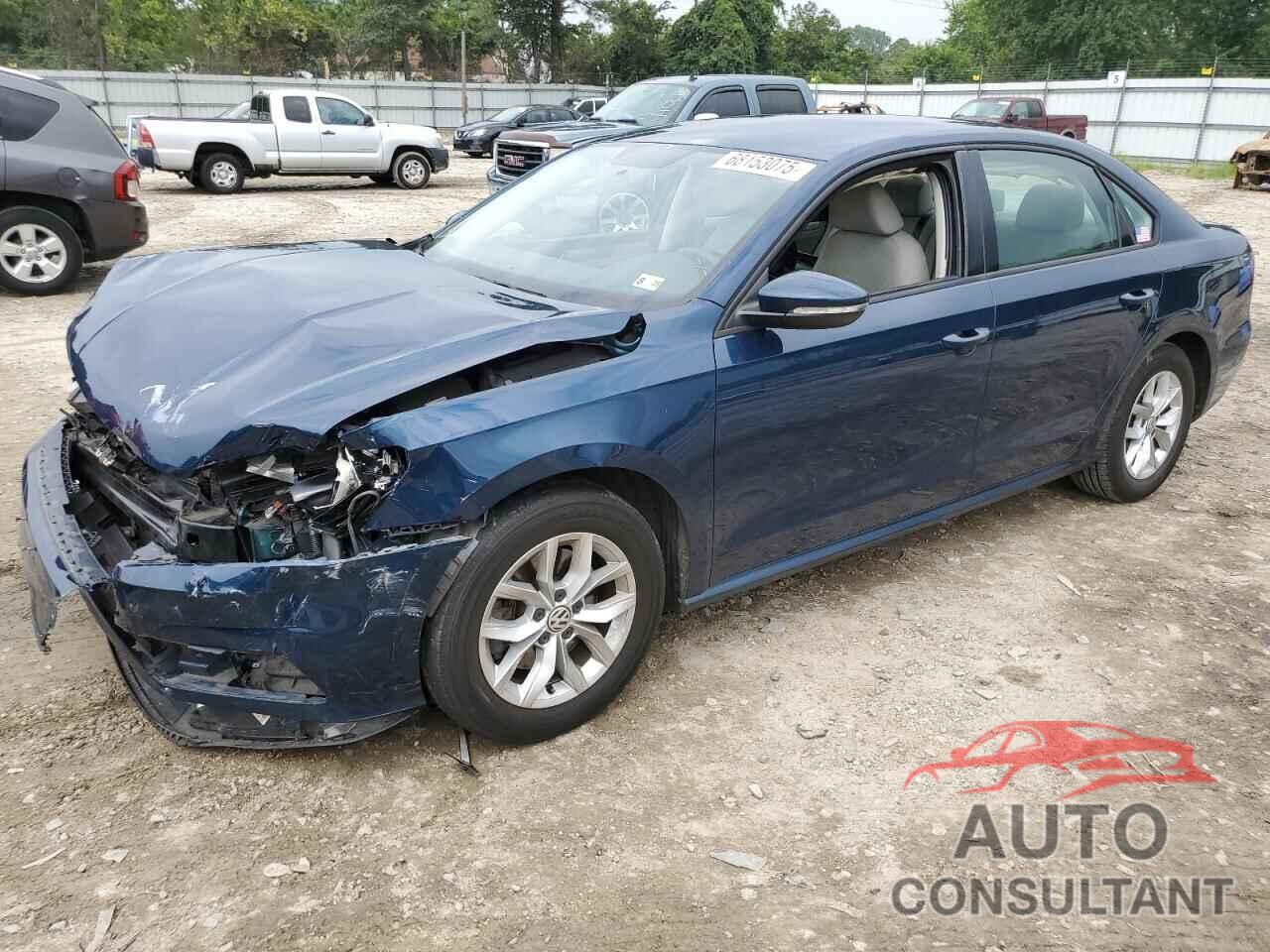 VOLKSWAGEN PASSAT 2018 - 1VWAA7A34JC044647