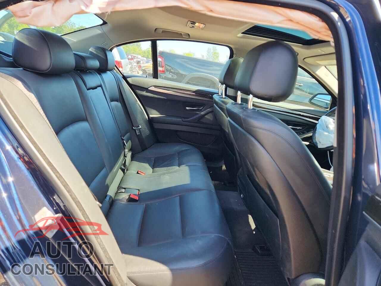 BMW 5 SERIES 2015 - WBA5B3C56FD545675