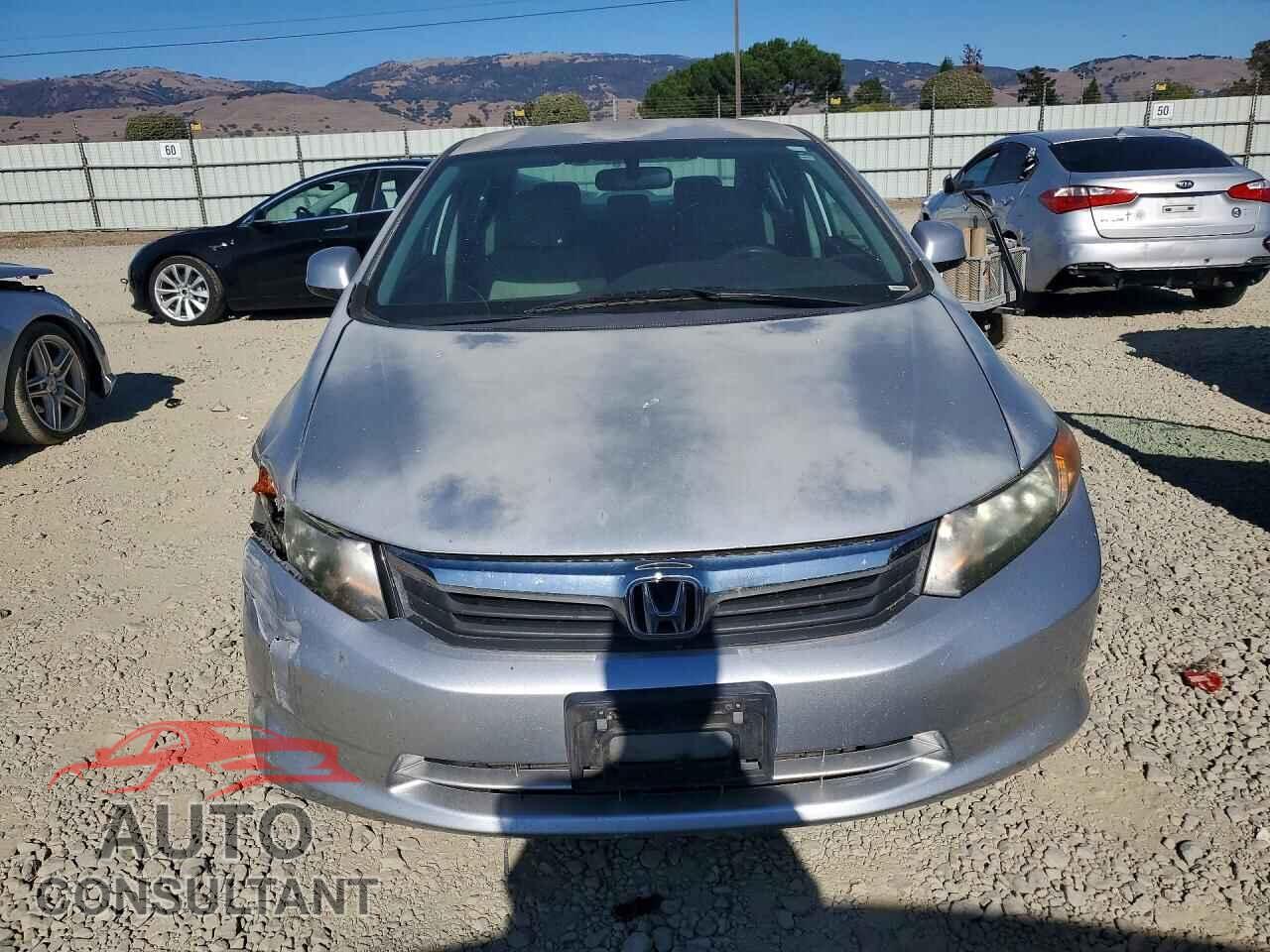 HONDA CIVIC 2012 - 2HGFB2F59CH305310
