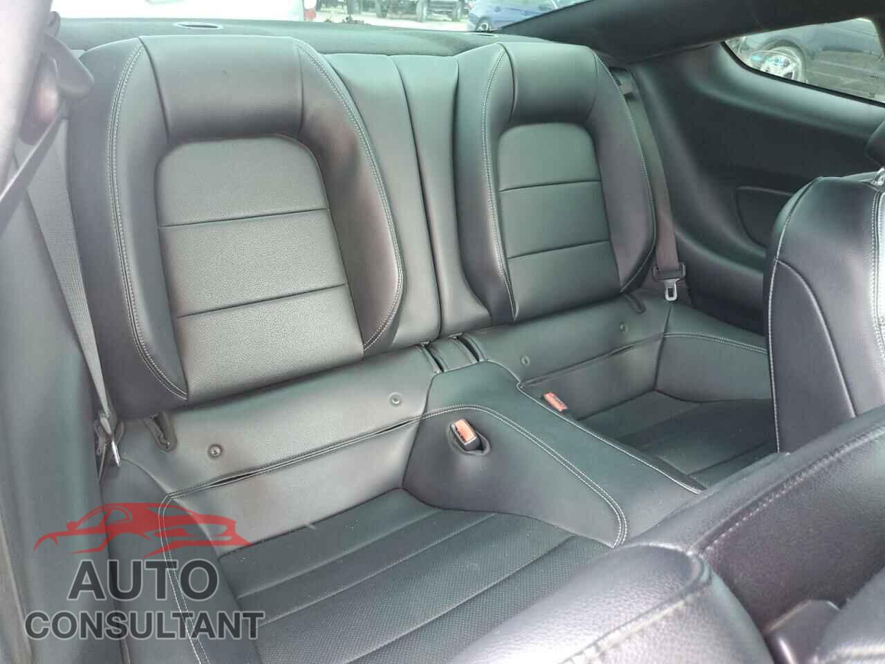 FORD MUSTANG 2017 - 1FA6P8CF1H5228923
