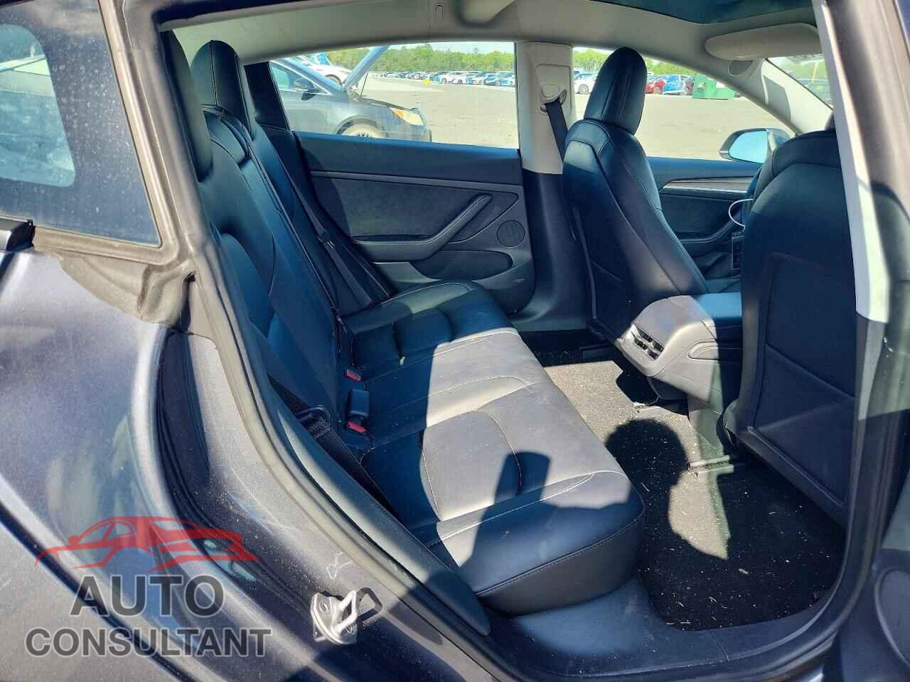 TESLA MODEL 3 2023 - 5YJ3E1EA2PF420098