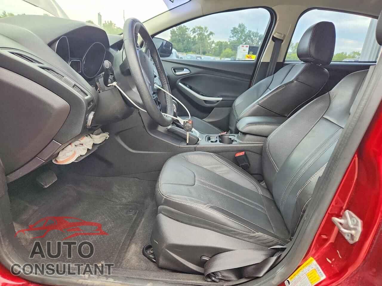 FORD FOCUS 2014 - 1FADP3K27EL361945