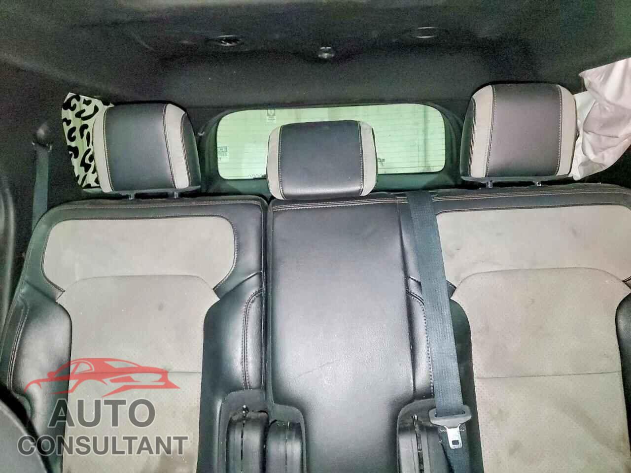 FORD EXPLORER 2017 - 1FM5K8D85HGB05324