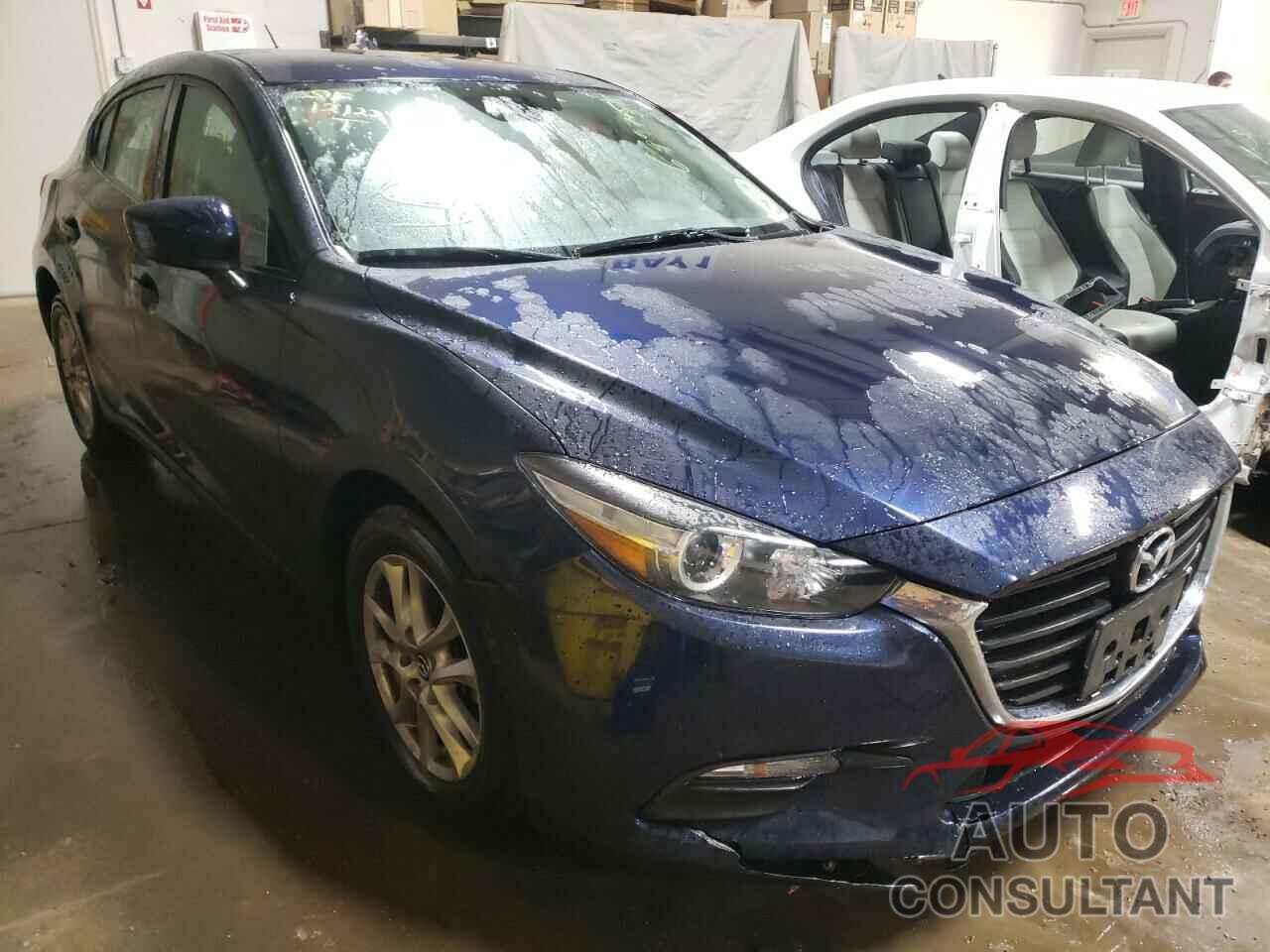 MAZDA 3 2018 - 3MZBN1K76JM204629