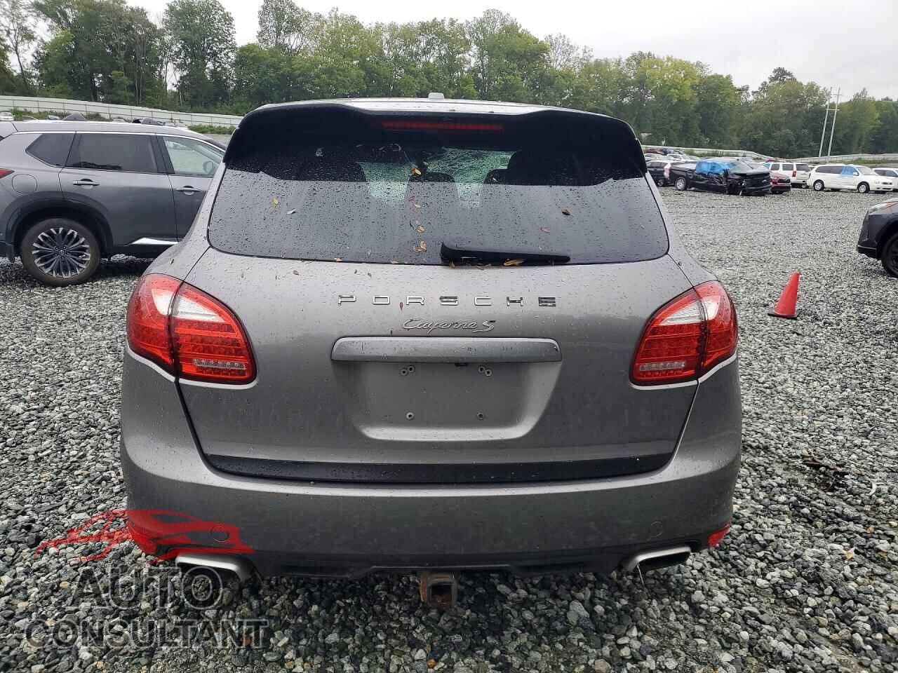 PORSCHE CAYENNE 2011 - WP1AB2A25BLA42092