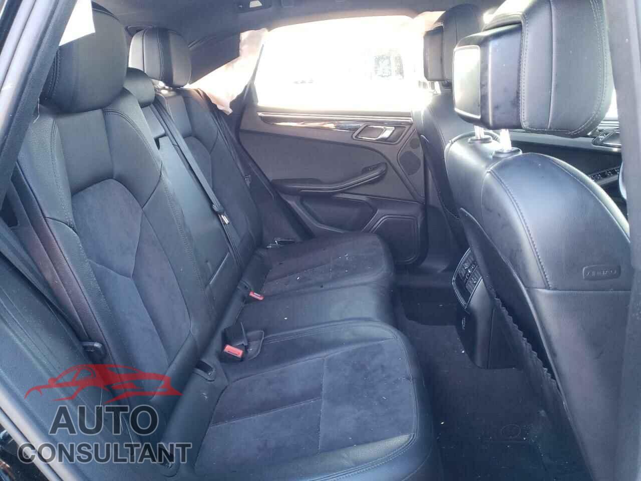PORSCHE MACAN 2017 - WP1AA2A54HLB06659