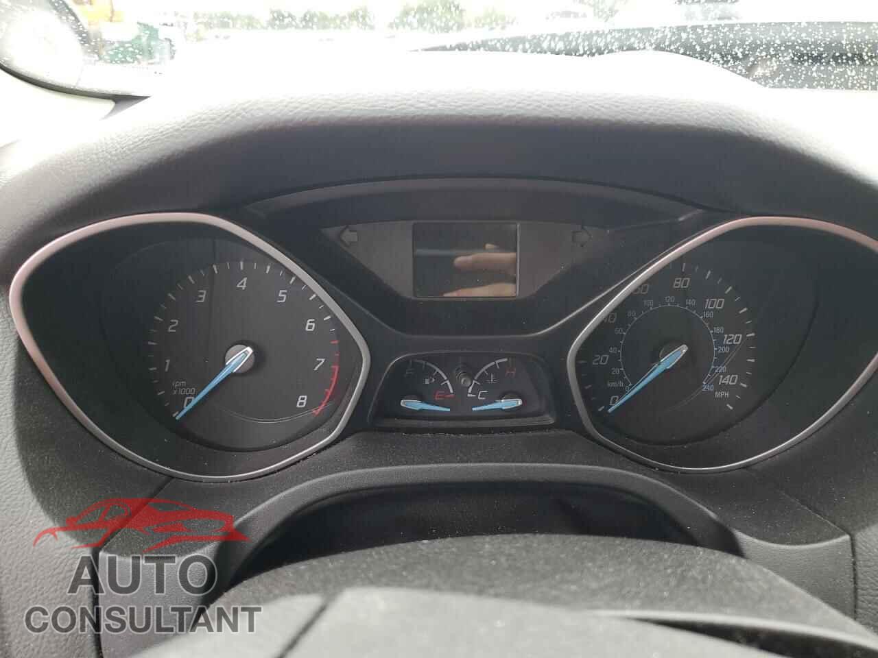 FORD FOCUS 2014 - 1FADP3E28EL165900