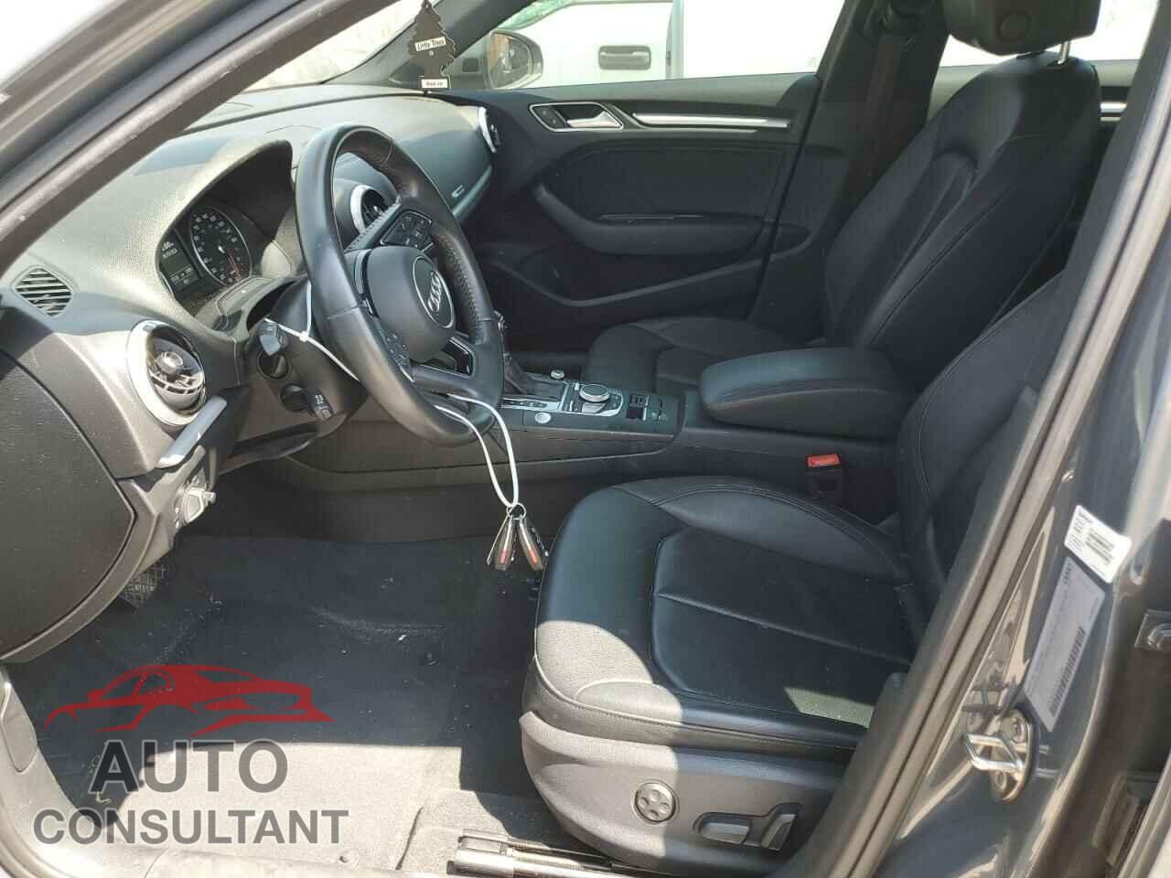 AUDI A3 2019 - WAUAUGFF2K1012139