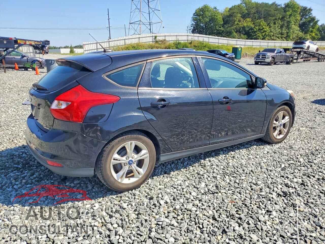 FORD FOCUS 2013 - 1FADP3K23DL261033