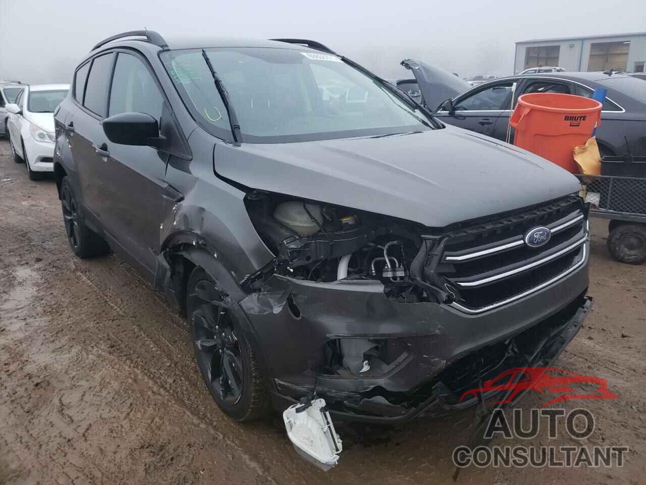 FORD ESCAPE 2017 - 1FMCU9G90HUC07210