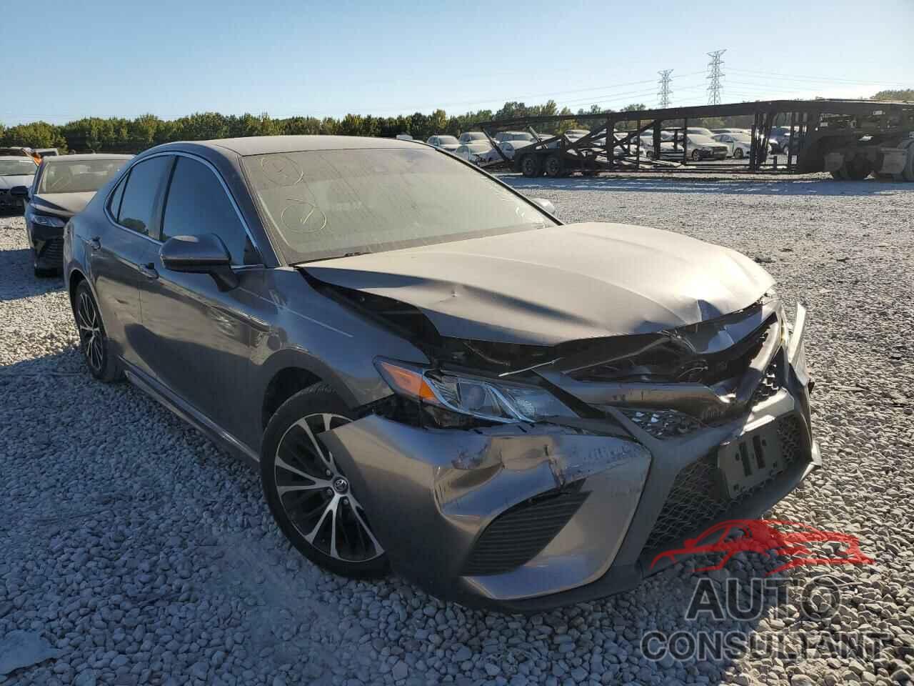 TOYOTA CAMRY 2018 - 4T1B11HKXJU053229