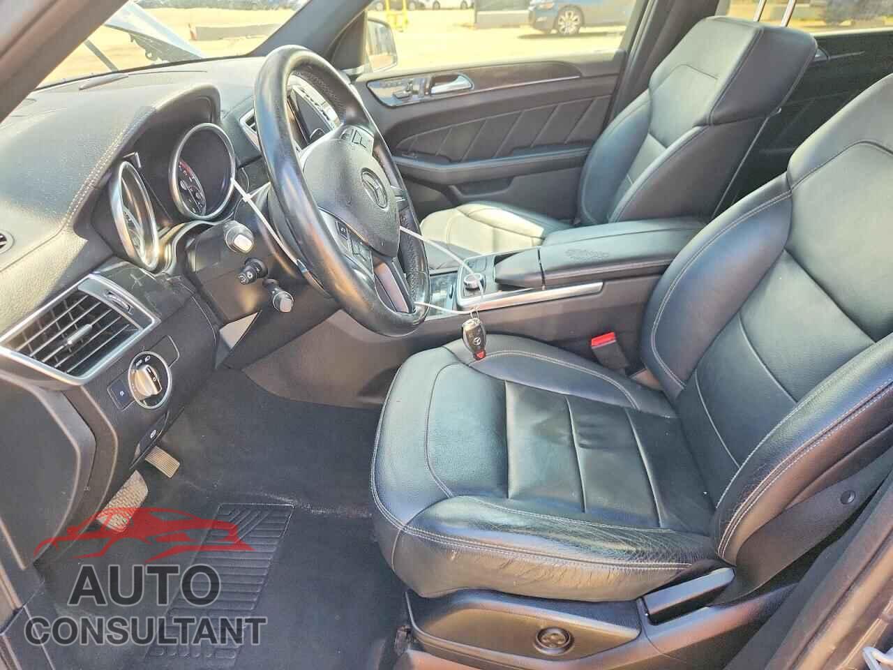 MERCEDES-BENZ GL-CLASS 2015 - 4JGDF6EE3FA596503