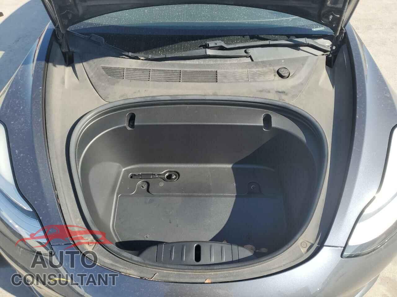 TESLA MODEL 3 2020 - 5YJ3E1EA7LF633722