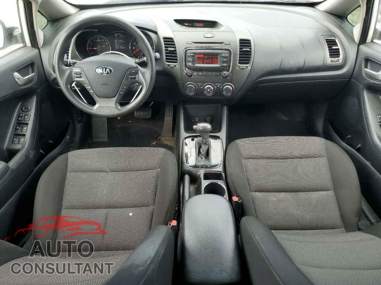 KIA FORTE 2017 - 3KPFK4A75HE014258