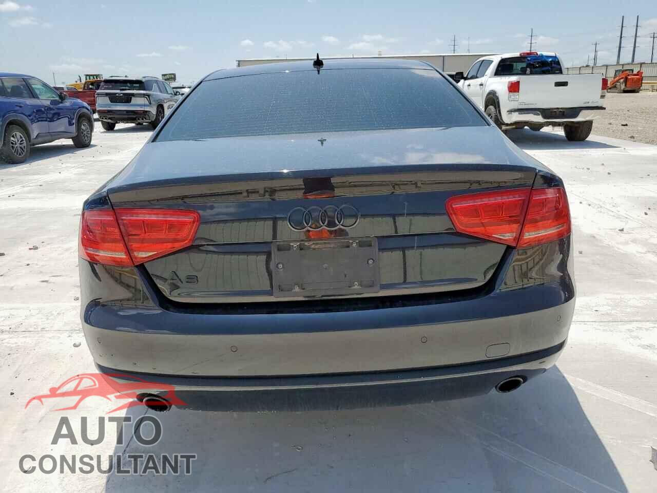 AUDI A8 2013 - WAUAGAFD7DN015052