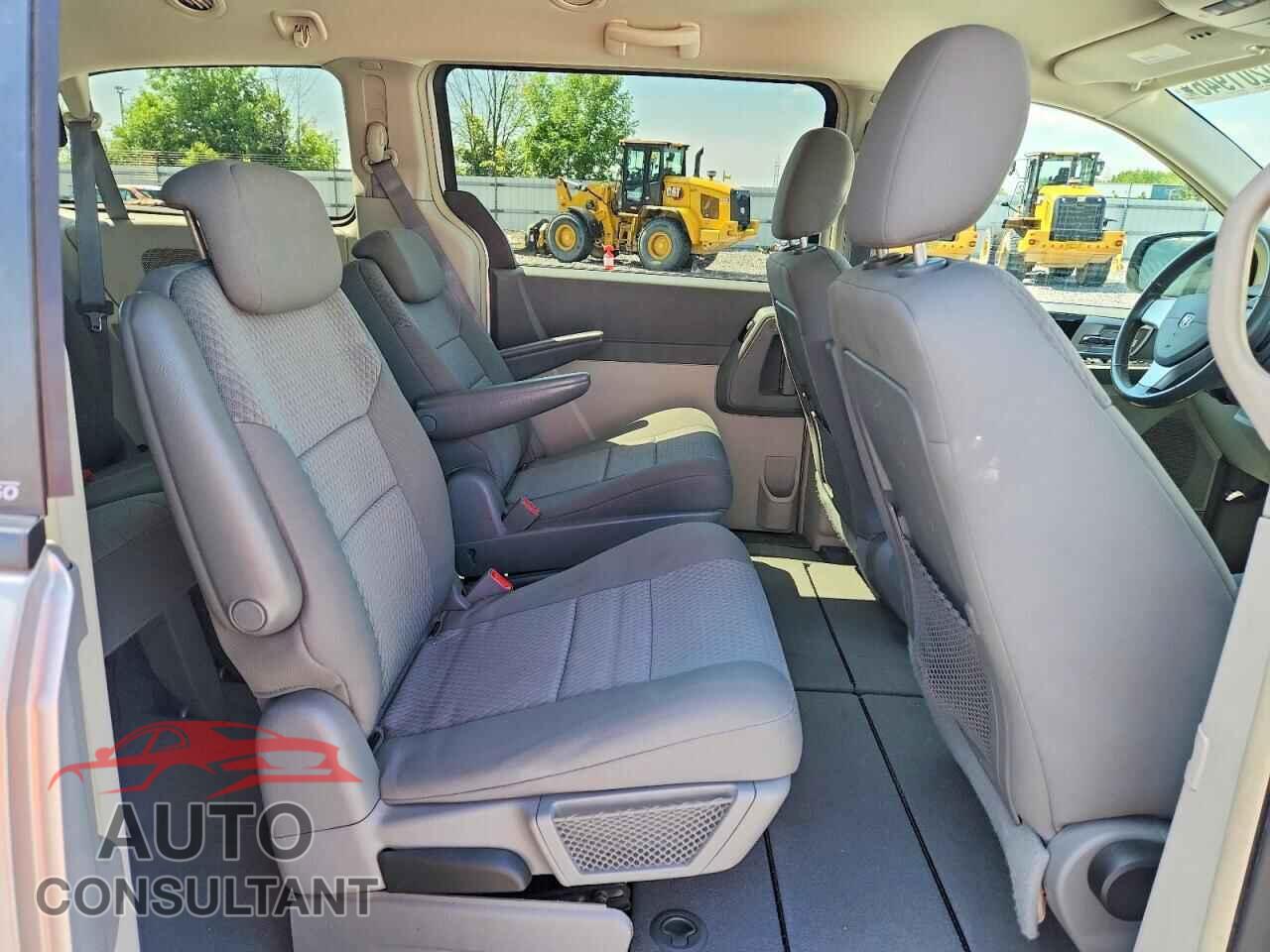 DODGE CARAVAN 2010 - 2D4RN5D17AR134717