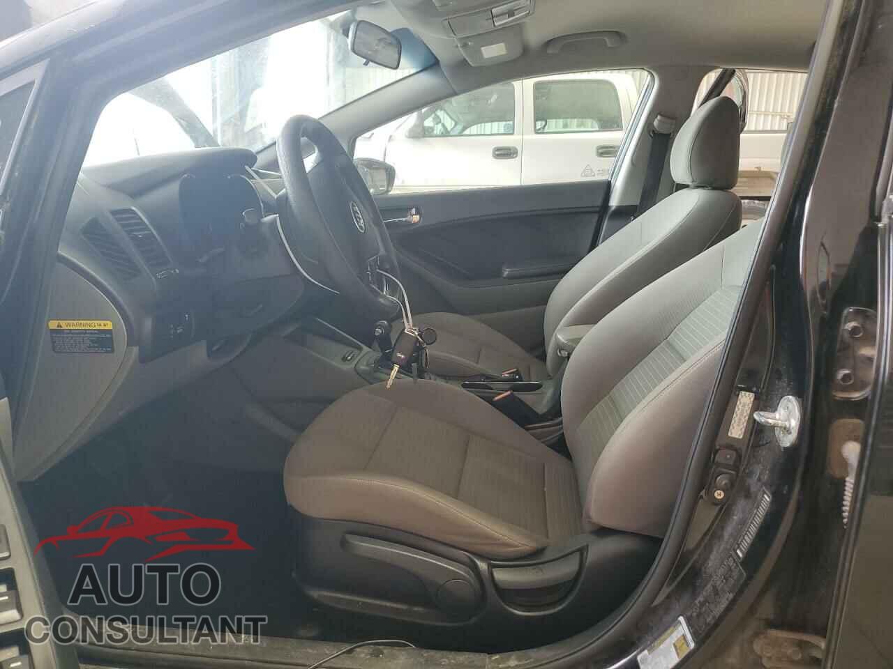 KIA FORTE 2016 - KNAFX4A6XG5469414