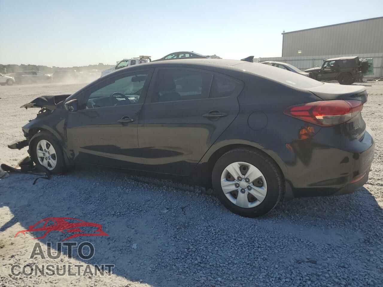 KIA FORTE 2017 - 3KPFK4A76HE030422