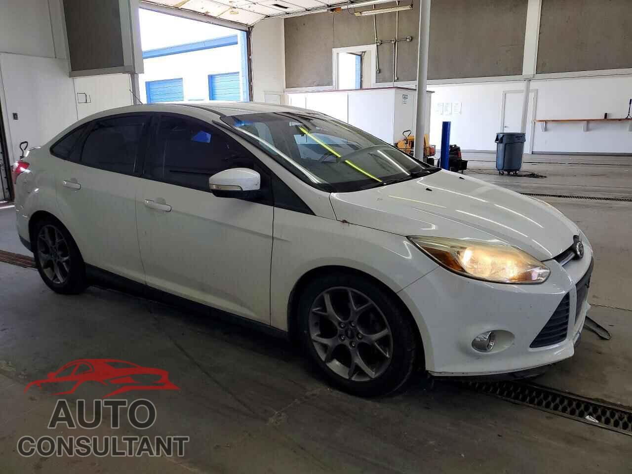 FORD FOCUS 2014 - 1FADP3F27EL238351