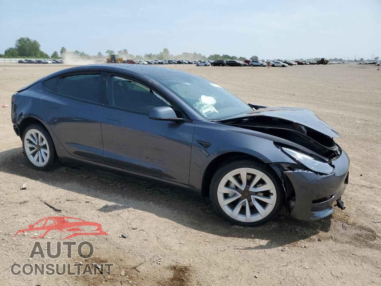 TESLA MODEL 3 2023 - 5YJ3E1EA4PF451692