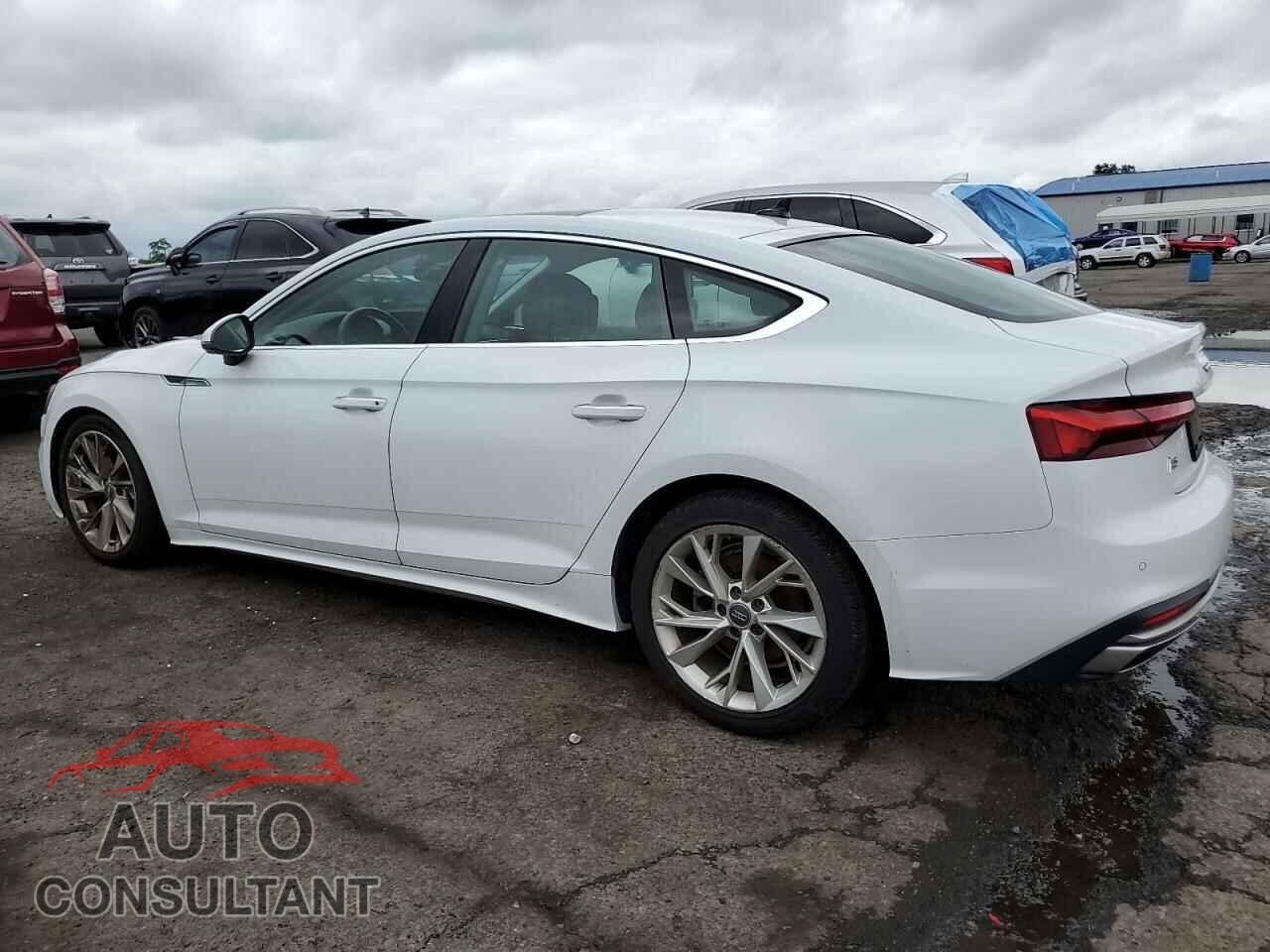AUDI A5 2021 - WAUCBCF54MA017392