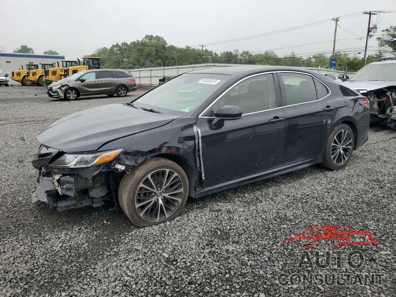 TOYOTA CAMRY 2018 - JTNB11HK8J3030201