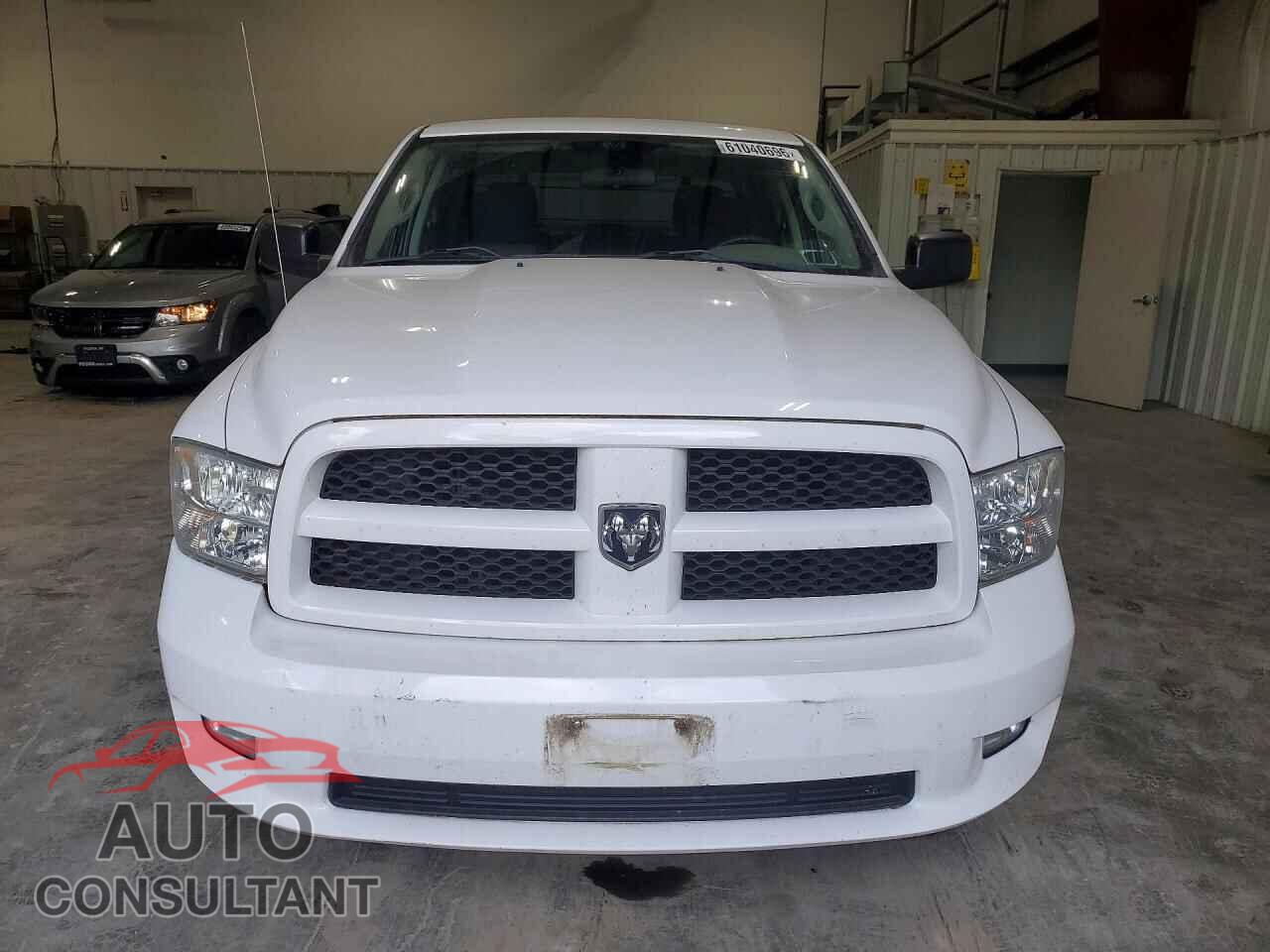 DODGE RAM 1500 2012 - 1C6RD7KT1CS341211