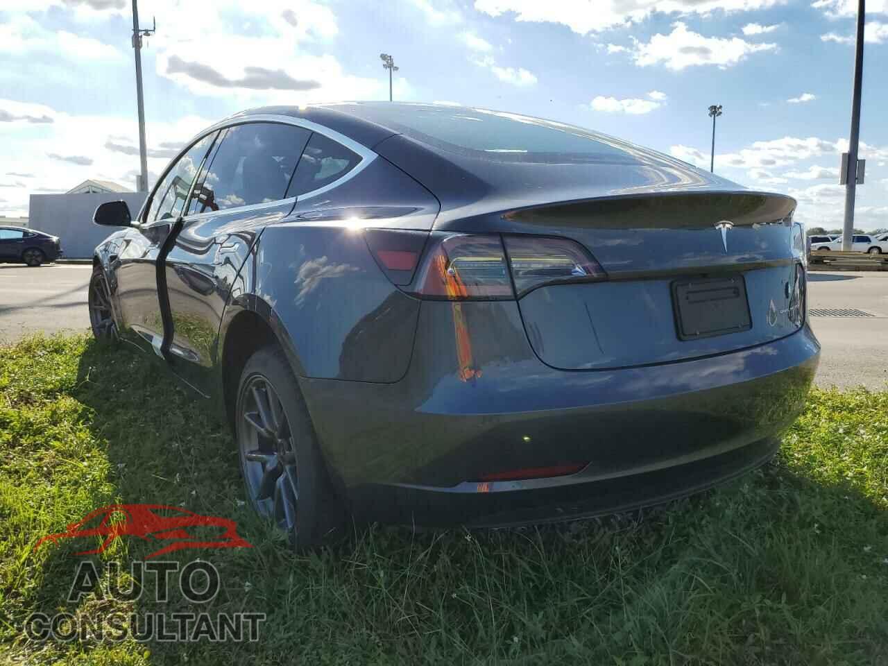 TESLA MODEL 3 2020 - 5YJ3E1EBXLF663919