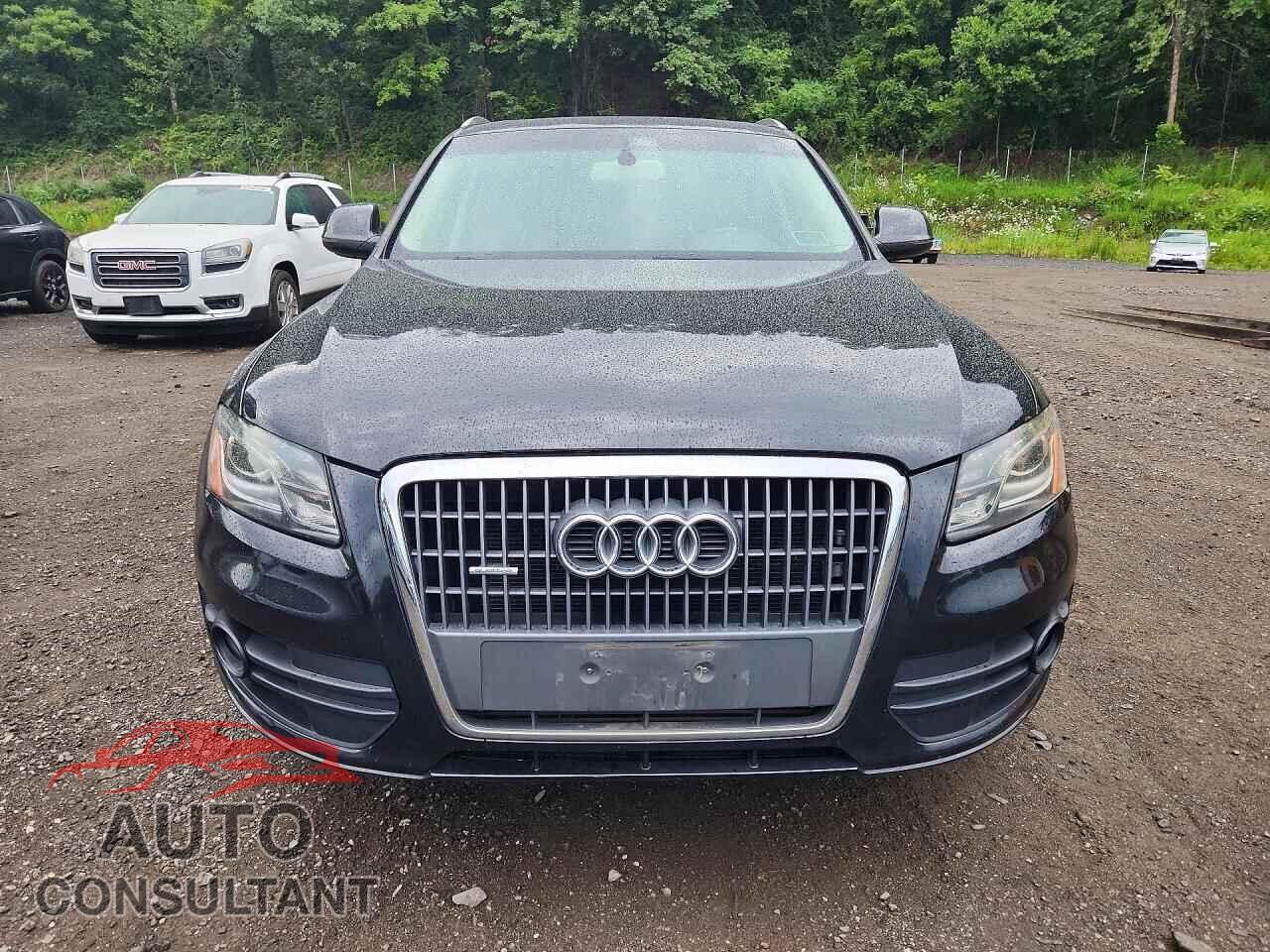 AUDI Q5 2012 - WA1LFAFP2CA052132