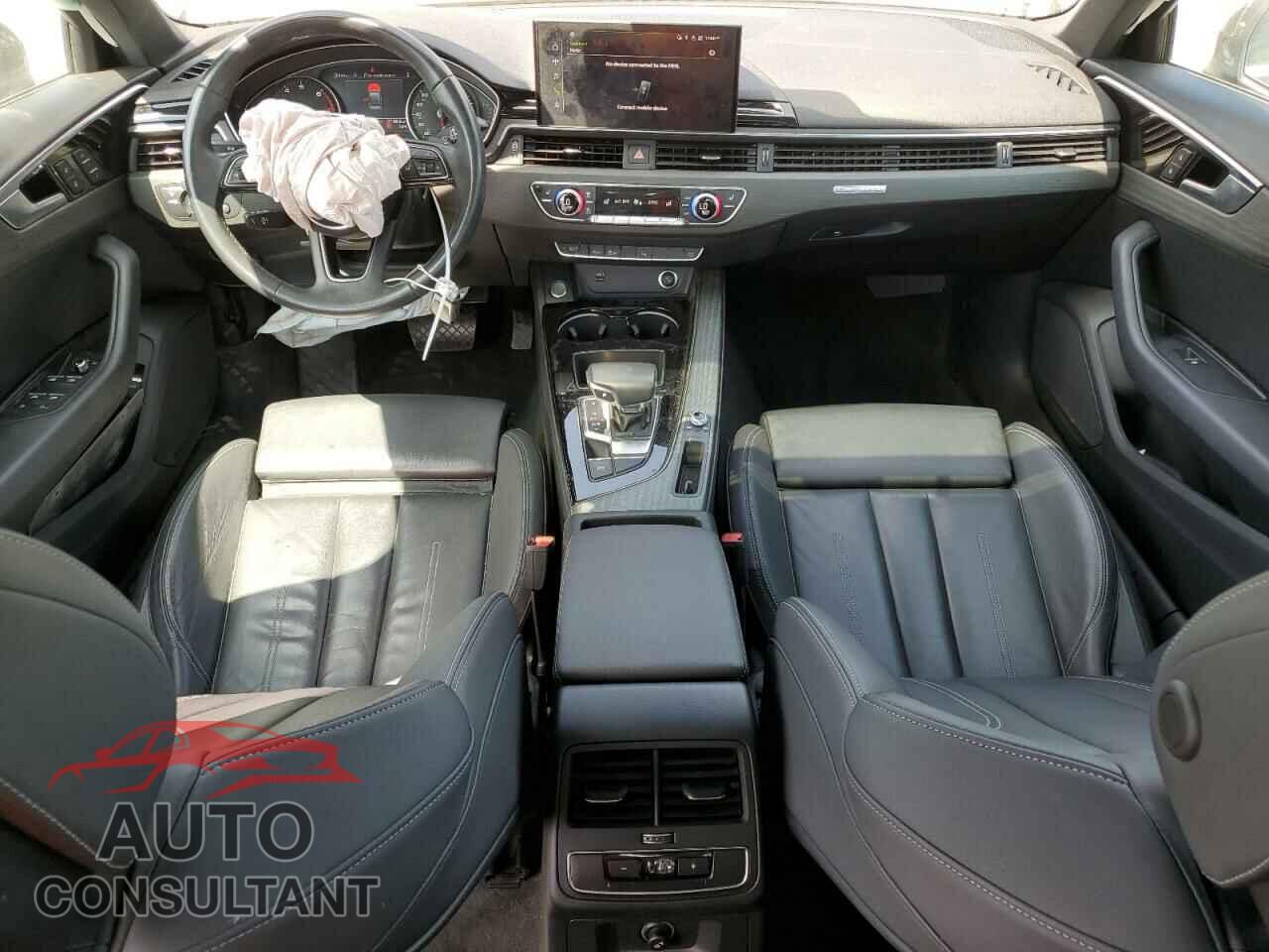 AUDI A4 2021 - WAUDAAF43MA043839